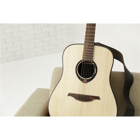 Korg rimpitch-c2 | accordatore per chitarra acustica paradisesound strumenti musicali on line